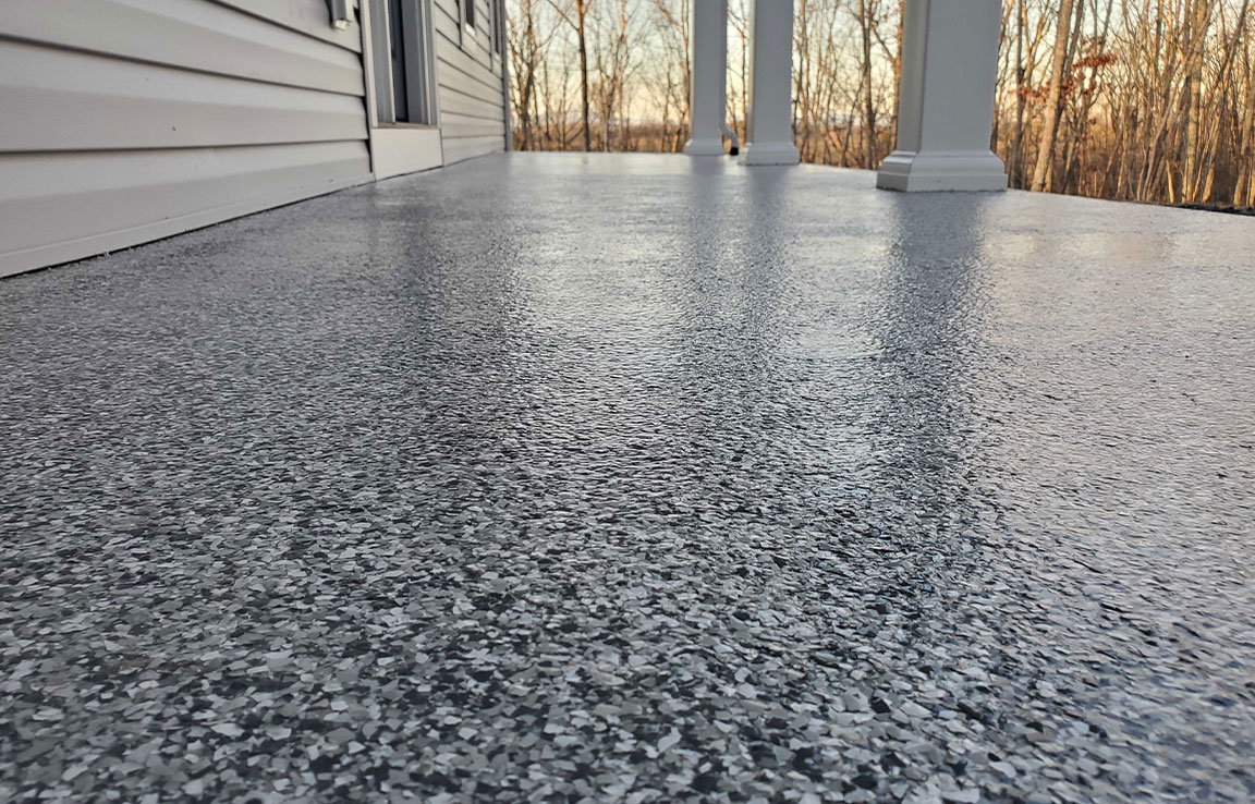 Why Fall is the Perfect Time for Polyaspartic Coating Garage Floors